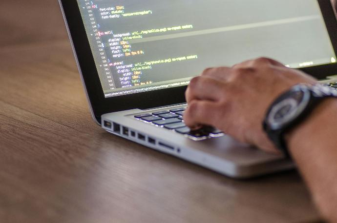 AWS : Développement sur mesure